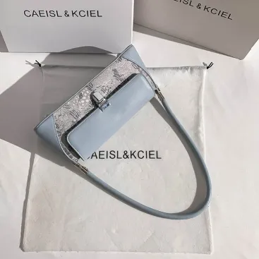 Bella Bloom Women’s Handbag